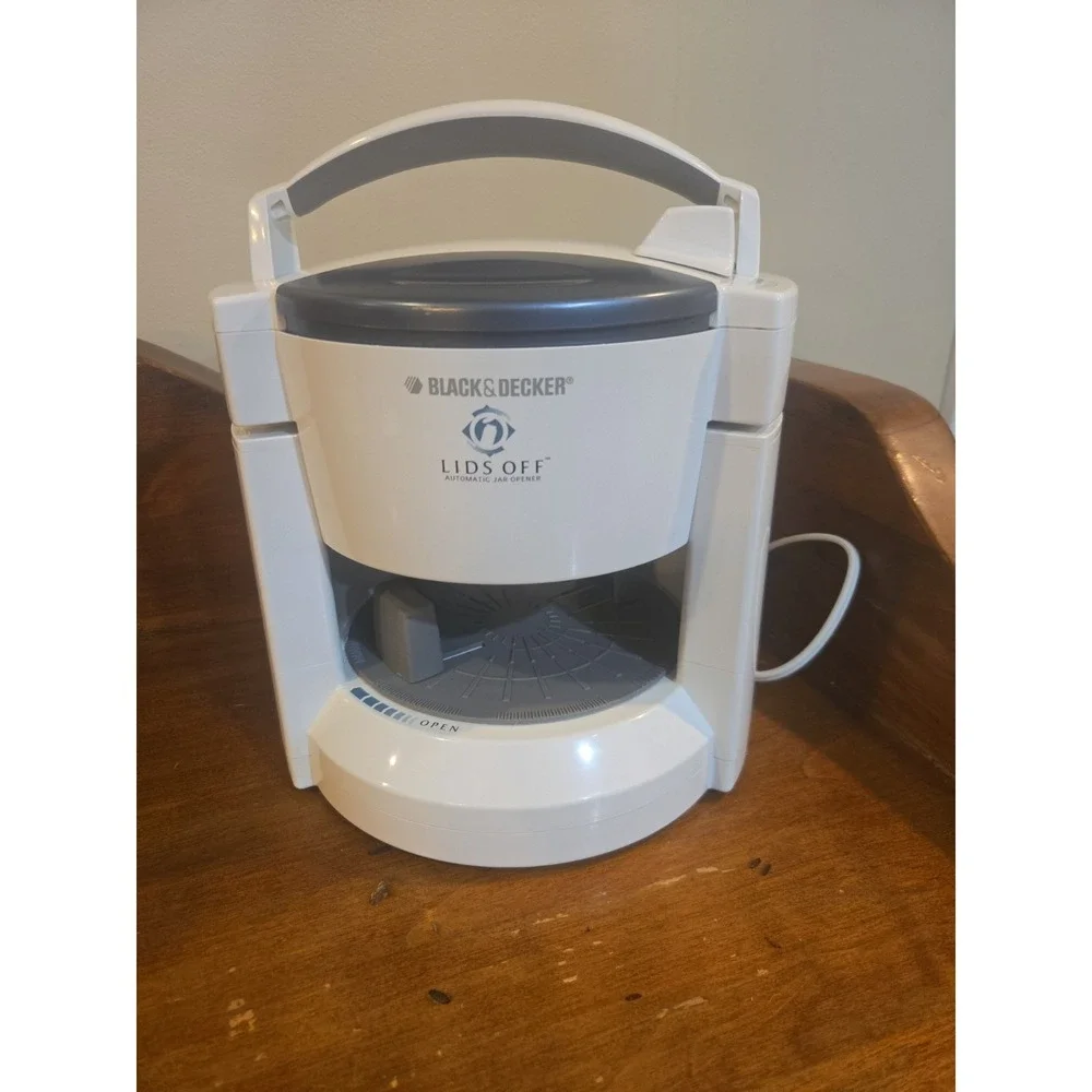 BLACK & DECKER White